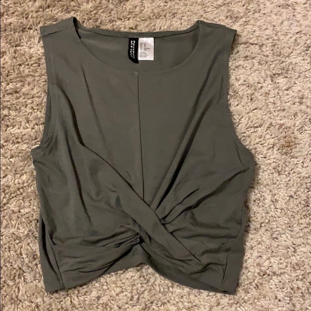 Cropped Tank Top